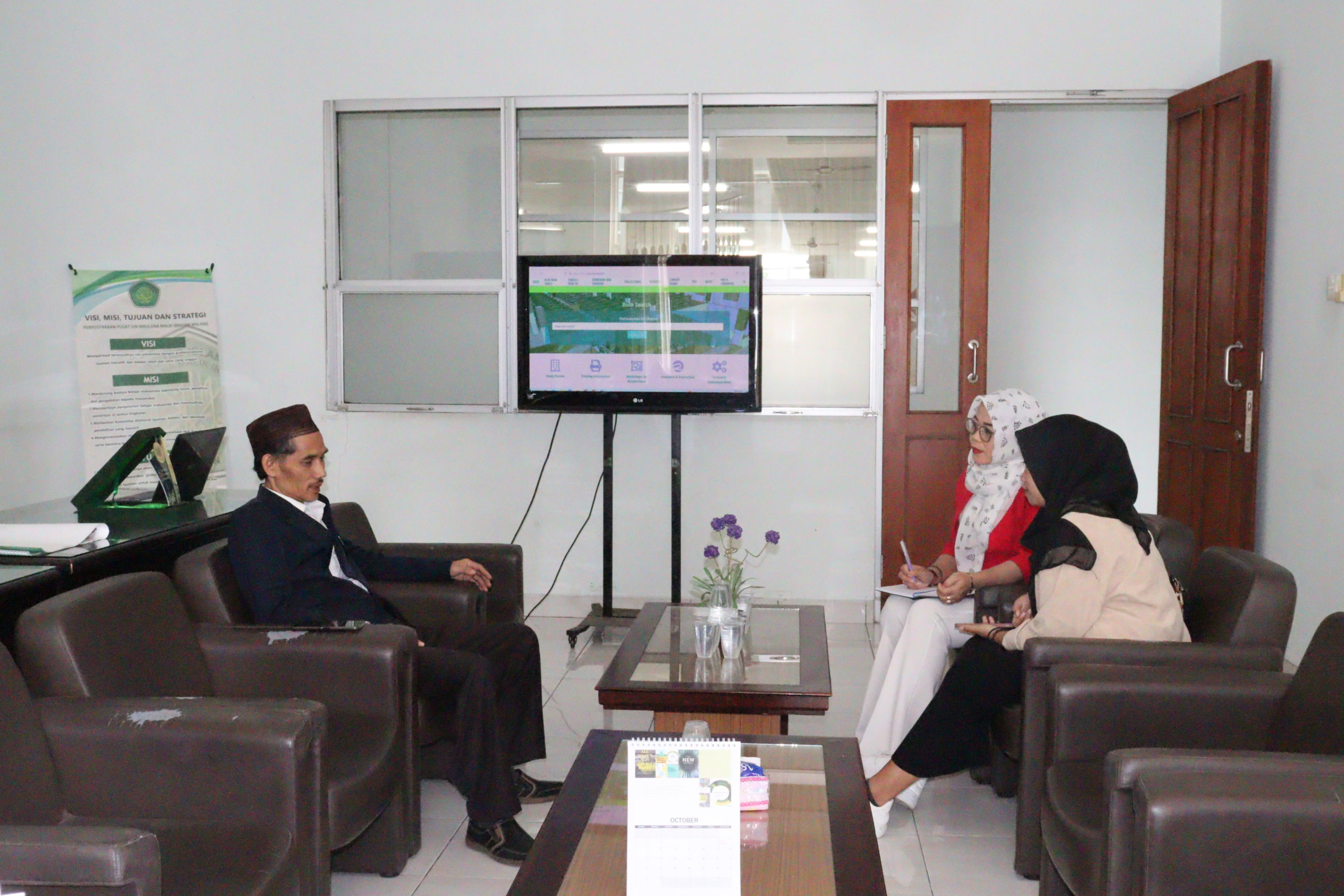 Konsultasi & Koordinasi Repository Perpustalaan UINSI Samarinda ke Perpustakaan UIN Malang