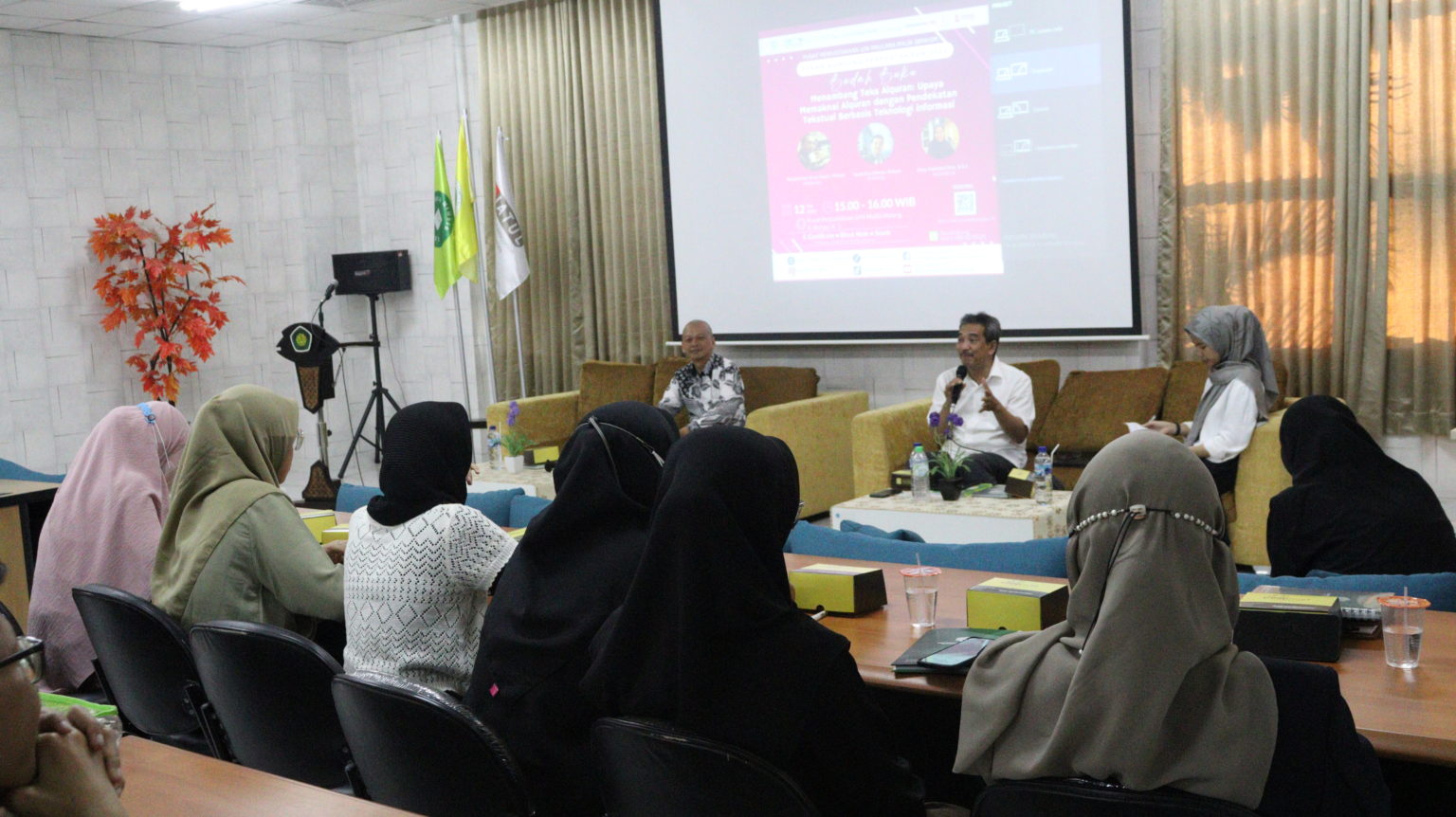 Bedah Buku Menambang Teks Alquran: Upaya Memaknai Alquran dengan Pendekatan Tekstual Berbasis Teknologi informasi